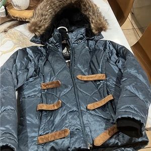 Woman’s size 4 skea jacket
